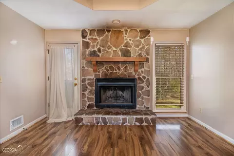 90 W Forest Dr, Covington, GA 30016 photo 4