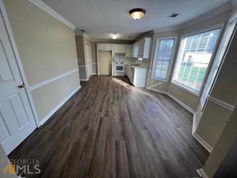 520 Cambridge Way, Covington, GA 30016 photo 4