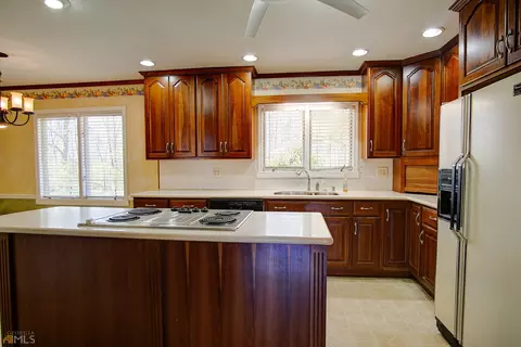 144 Devonwood Dr, Calhoun, GA 30701 photo 13