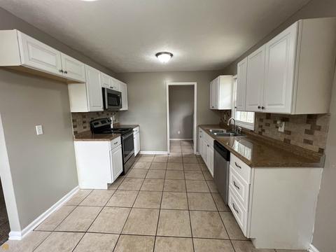 300 Clark St, Lagrange, GA 30240 photo 14
