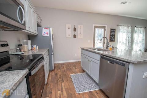 113 Richmond Dr, Lagrange, GA 30240 photo 8