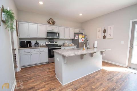113 Richmond Dr, Lagrange, GA 30240 photo 6