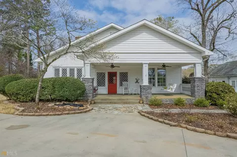 623 E Tugalo St, Toccoa, GA 30577 photo 1