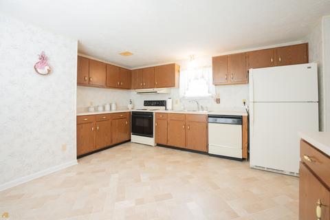 497 W Main St, Rutledge, GA 30663 photo 4