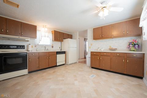 497 W Main St, Rutledge, GA 30663 photo 6