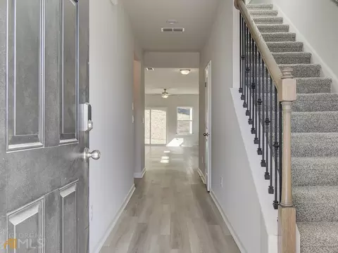 205 Wells Cir, Canton, GA 30114 photo 4