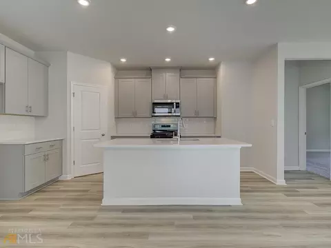 205 Wells Cir, Canton, GA 30114 photo 6