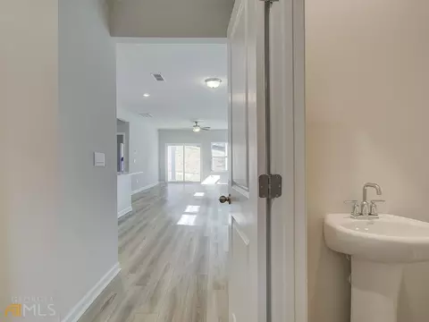 205 Wells Cir, Canton, GA 30114 photo 12