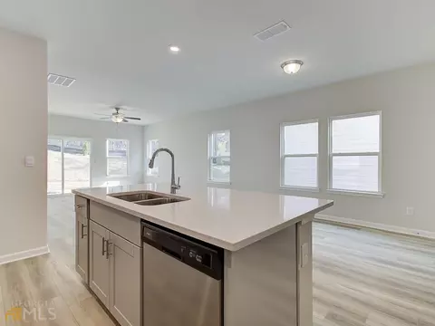 205 Wells Cir, Canton, GA 30114 photo 9