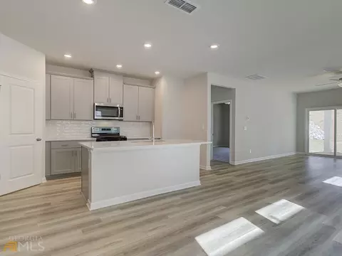 205 Wells Cir, Canton, GA 30114 photo 5