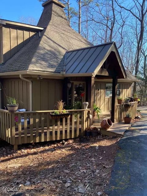1114 Quail Cove Dr, Jasper, GA 30143