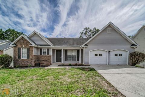 Single Family Homes for Sale in Fairburn GA