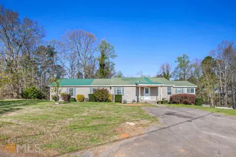 319 Bradley Rd SE, Adairsville, GA 30103