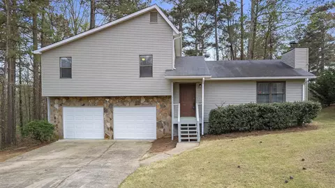 6635 Pine Knotch Dr, Douglasville, GA 30135
