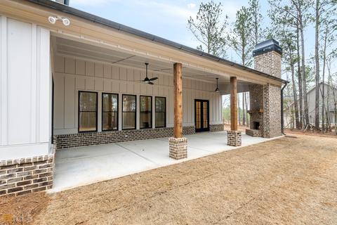 107 Crescent Dr, Forsyth, GA 31029 photo 5