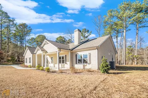268 Lakeview Dr, Brooks, GA 30205 photo 2
