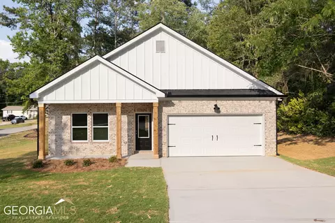 449 Gordon St, Bremen, GA 30110