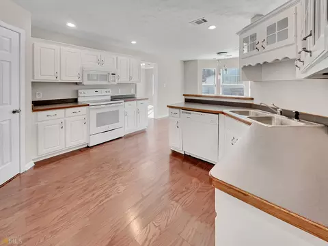 210 Mountain Way, Covington, GA 30016 photo 5