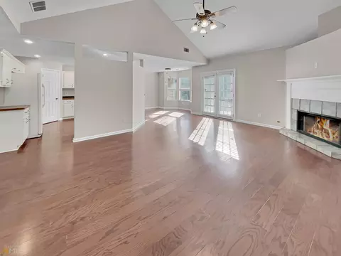 210 Mountain Way, Covington, GA 30016 photo 3