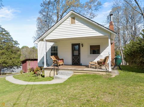 61 Edwards Pl, Toccoa, GA 30577 photo 1