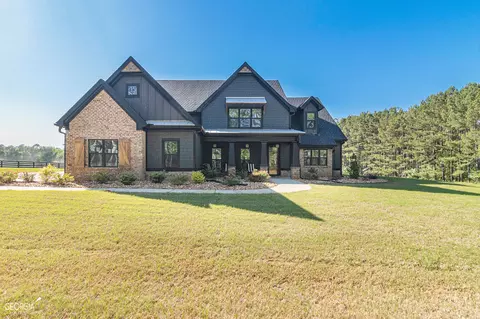977 Lawshe Rd, Senoia, GA 30276