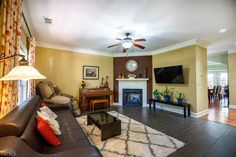113 Cedar Ridge Dr, Lagrange, GA 30241 photo 6