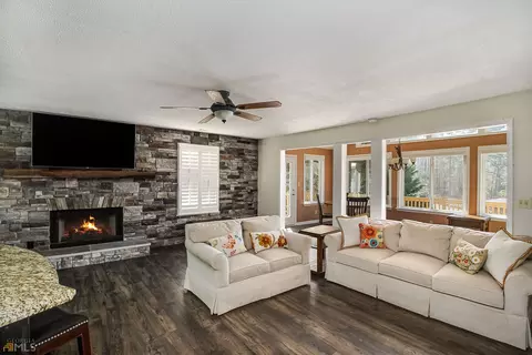155 Robin Rd, Jackson, GA 30233 photo 8