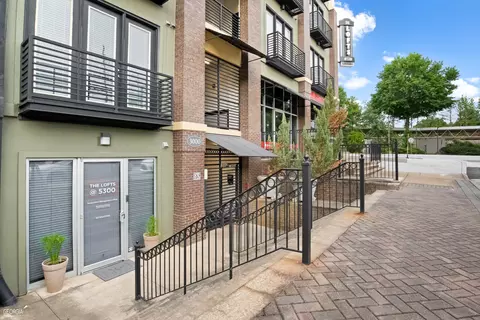 5300 Peachtree Rd #604, Chamblee, GA 30341