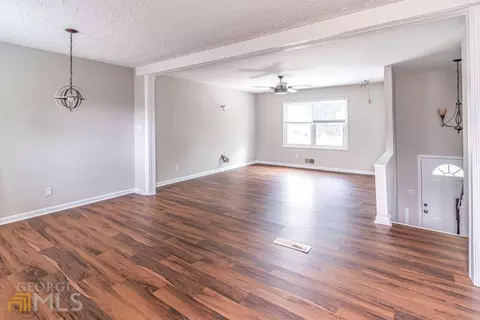 2165 Rex Rd, Morrow, GA 30260 photo 15