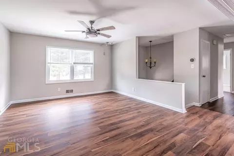2165 Rex Rd, Morrow, GA 30260 photo 8