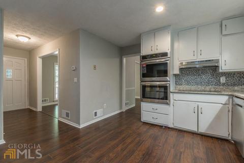 2084 Lou Ct, Grayson, GA 30017 photo 14