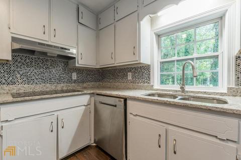 2084 Lou Ct, Grayson, GA 30017 photo 18