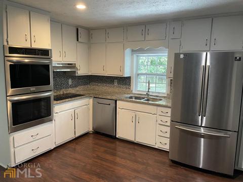2084 Lou Ct, Grayson, GA 30017 photo 13