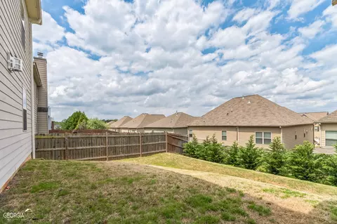 384 Hamilton Pointe Dr, Mcdonough, GA 30253 photo 3