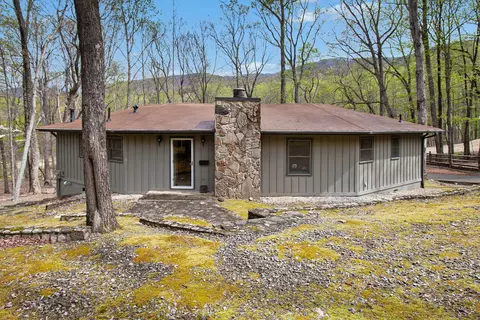 713 Crippled Oak Trl, Jasper, GA 30143