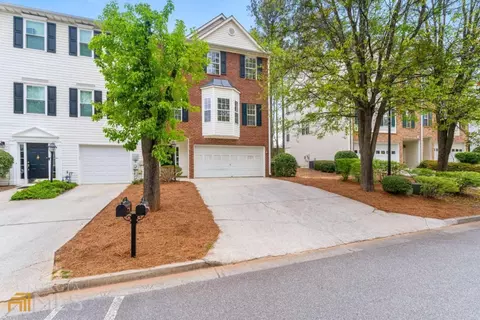 240 Abbotts Mill Dr, Duluth, GA 30097 photo 2