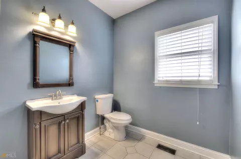 32 Hampton Dr, White, GA 30184 photo 16