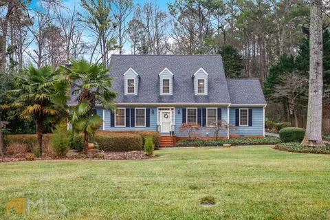 3651 Travelers Ct, Snellville, GA 30039