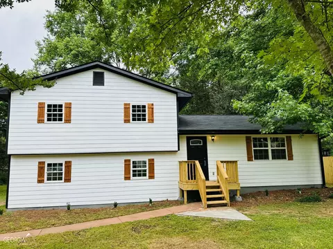45 E Knight Dr, Carrollton, GA 30116