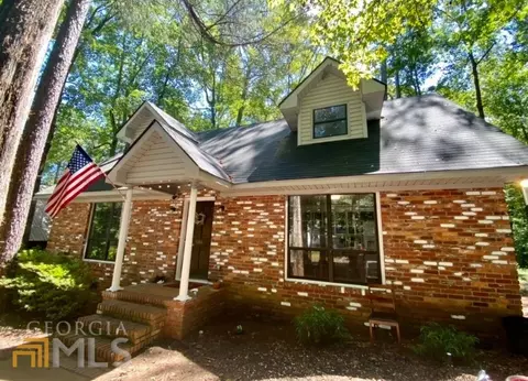 1084 Ahwenasa Trl, Macon, GA 31220