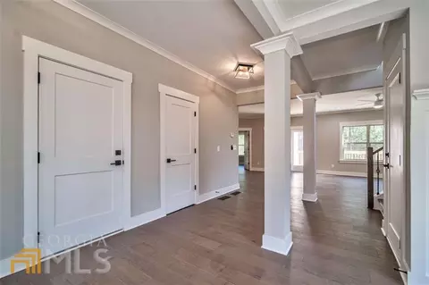 547 Crestmont Ln, Canton, GA 30114 photo 6