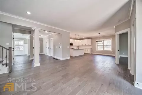 547 Crestmont Ln, Canton, GA 30114 photo 9