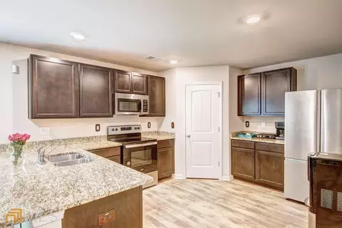 11896 Guelph Cir, Hampton, GA 30228 photo 9