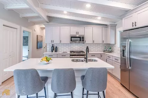 3136 Laventure Dr, Chamblee, GA 30341 photo 12