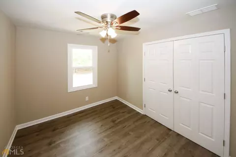 198 E Wright St, Winder, GA 30680 photo 16
