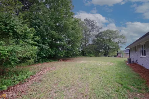 198 E Wright St, Winder, GA 30680 photo 25