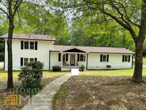 59 Stella Wynn Rd, Newnan, GA 30263