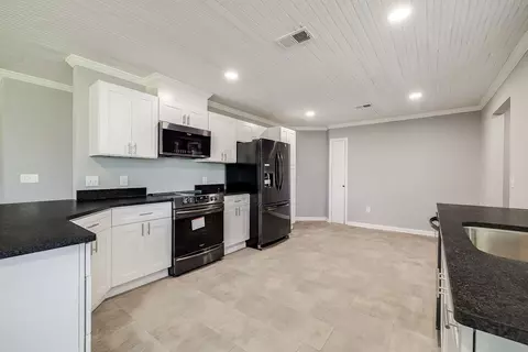 121 Nevils Daisy Rd, Register, GA 30452 photo 9