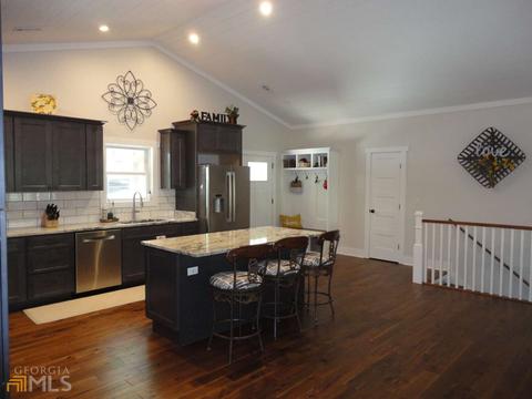 281 Spring Branch Cir, Toccoa, GA 30577 photo 3