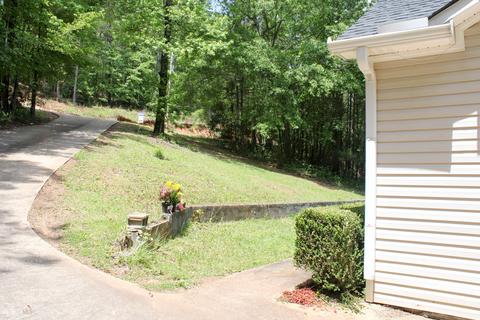 337 Waterview Dr, Lagrange, GA 30240 photo 11